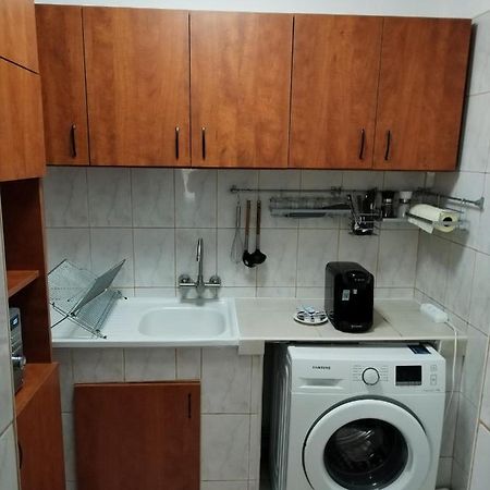 Chic Apartment Piteşti Esterno foto