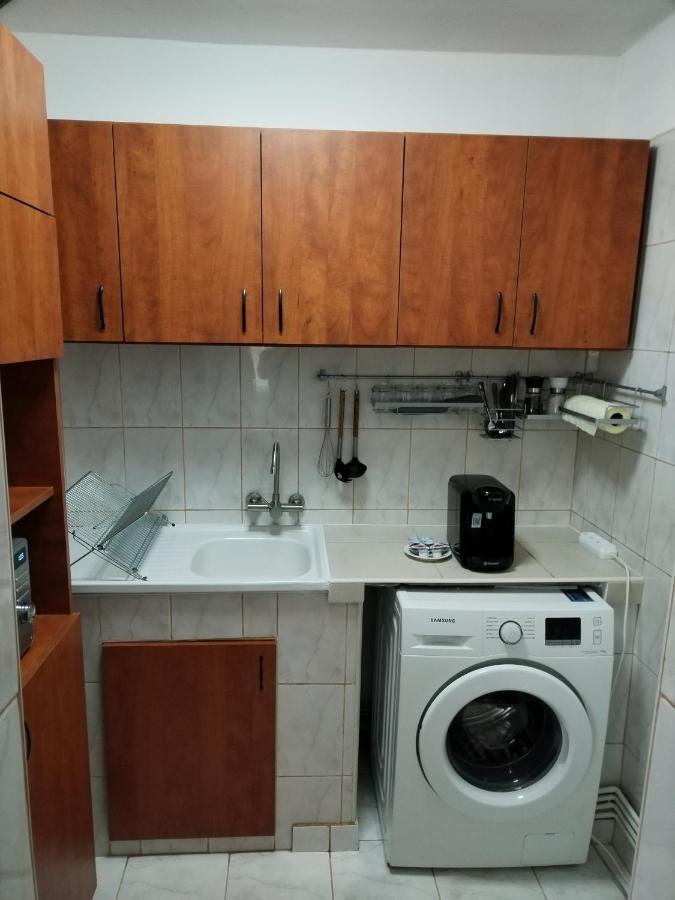 Chic Apartment Piteşti Esterno foto